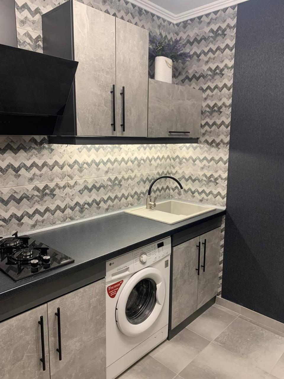 Lavanda Central Apartments أوديسا المظهر الخارجي الصورة